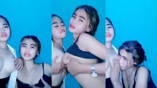 Bokep Indo Saling Adu Toket ABG Pasangan Lesbi